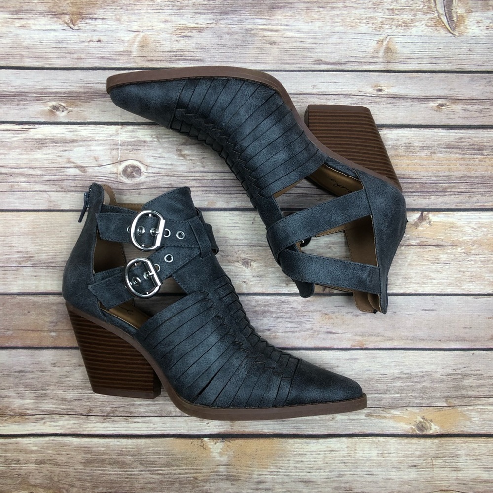 Qupid | Pointed Toe Woven Booties